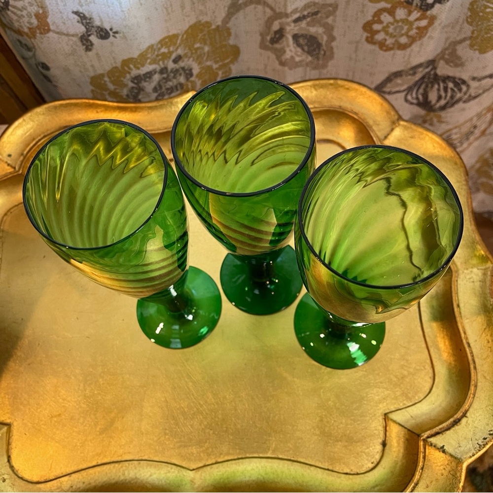 Vintage  3 Empoli Optic Drinking Glasses, Emerald Green  Optic Glass Handblown - Picture 4 of 16